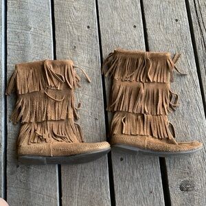 Minnetonka boots